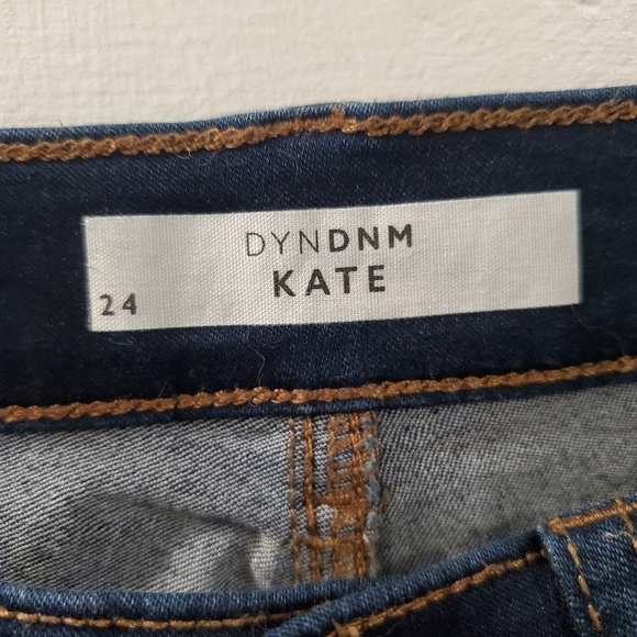 Jeans - Picture 3 of 3